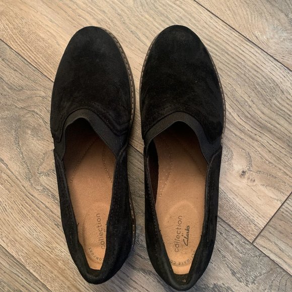 NEW CLARKS AIRABELL MID SLIP ON SUEDE LEATHER WEDGE SHOES BLACK 7.5M - Picture 4 of 14